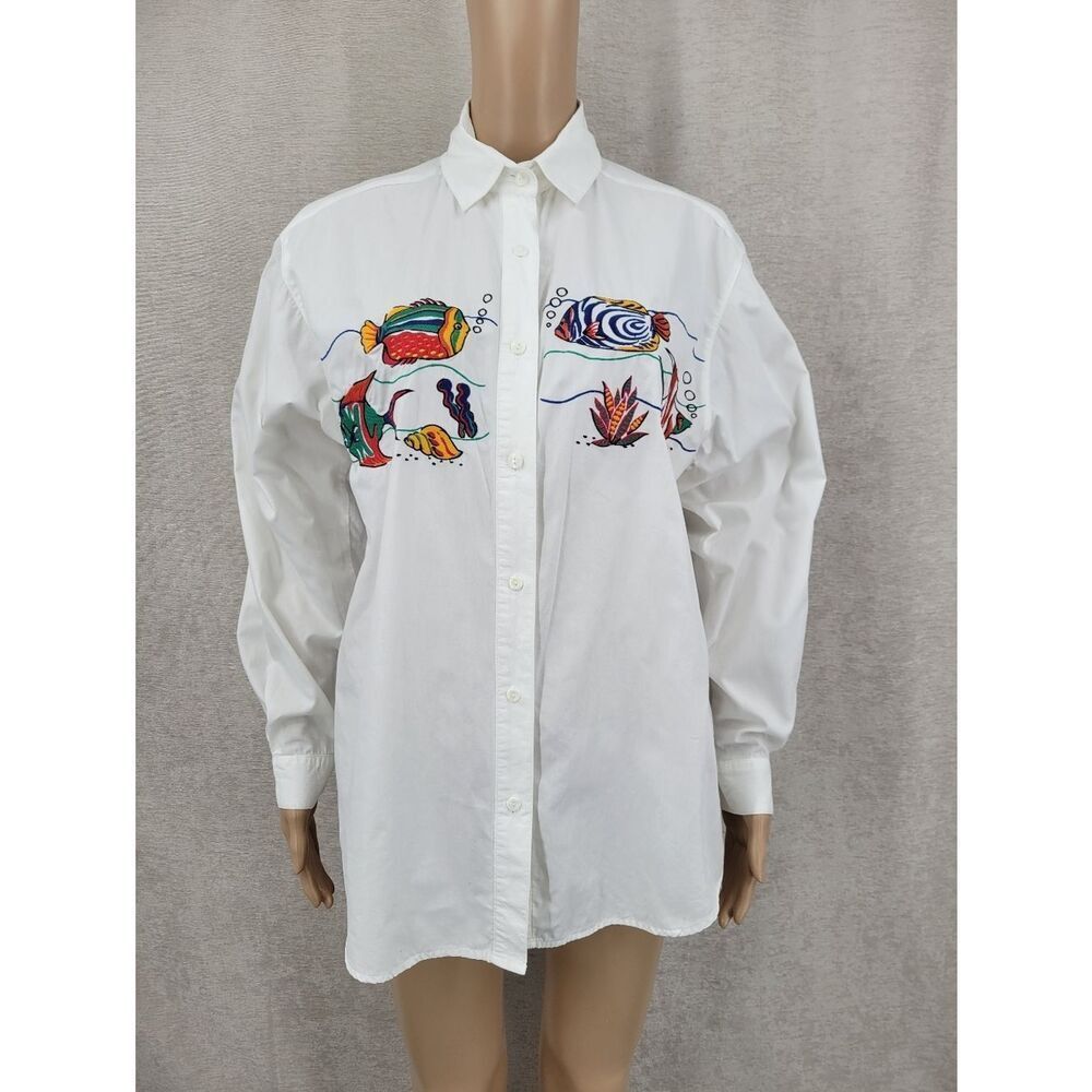 Vintage White Poplin Button Up Shirt with Colorful Tropical Fish Embroidery